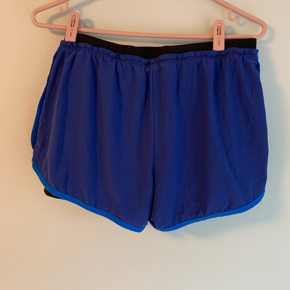 Nike Running Shorts - Picture 4 of 4